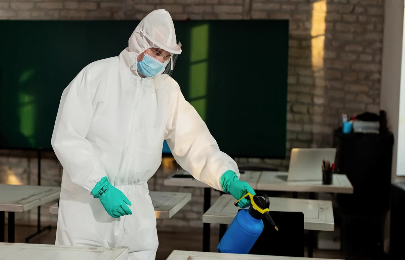 Cleaning with Pest Control